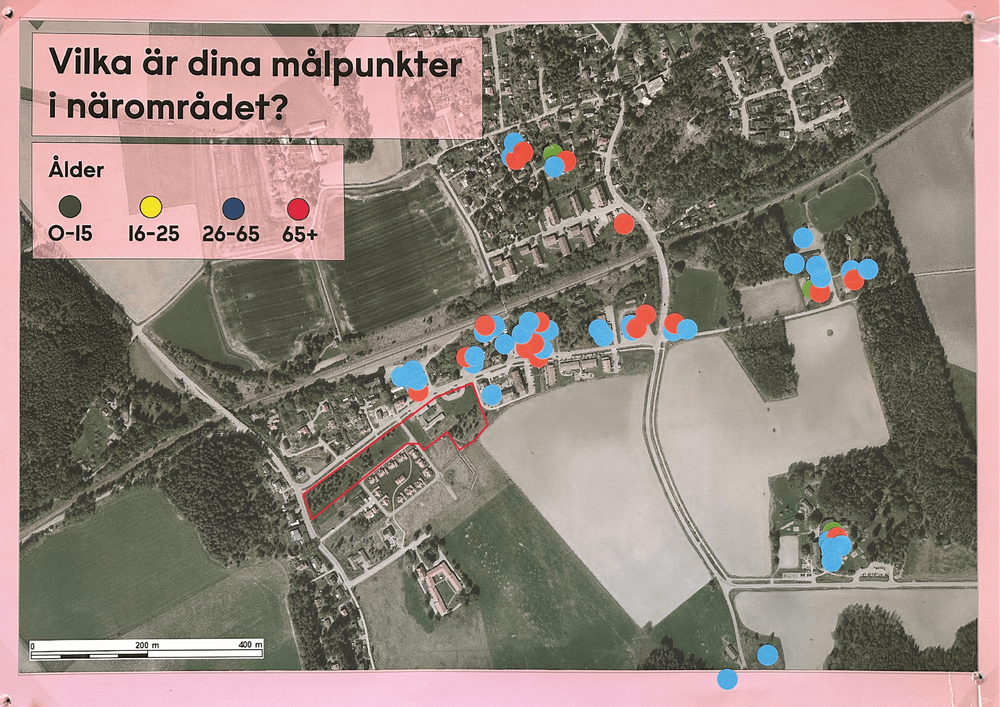 Bild föreställandes en av kartorna från dialogarbetet som visar på var ortens målpunkter är lokaliserade. Kartan visar på en koncentration runt Stationsvägen.